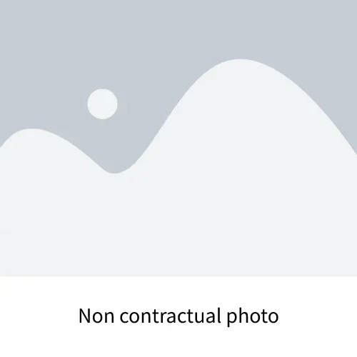 non-contractual-photo